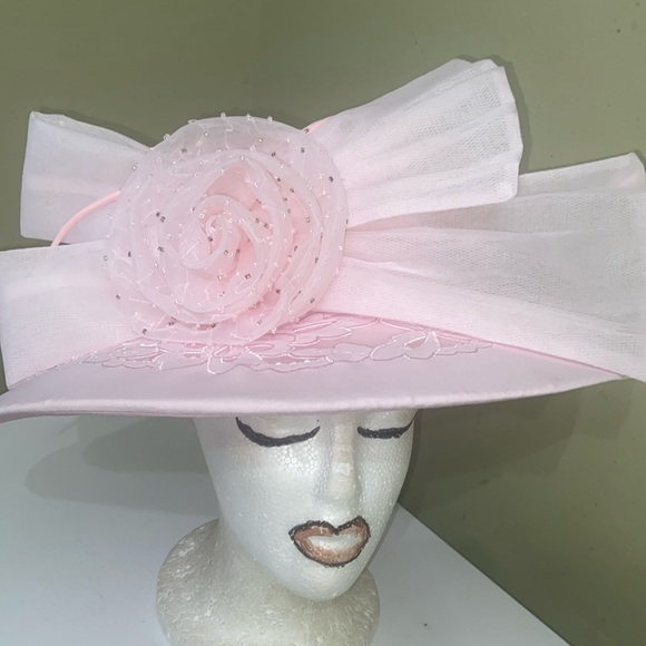 Gorgeous Lt. Pink Church Dress Hat by Ben Marc - Picture 2 of 11